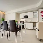 Mercury 438-2x Pool Cards Access & Shopping Mall Appartement San Ġiljan