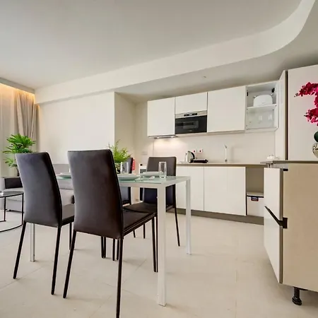 Mercury 438-2x Pool Cards Access & Shopping Mall Appartement San Ġiljan